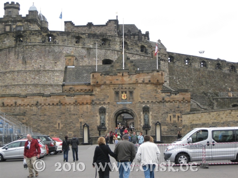 005_Edinburgh_Castle.jpg