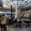 Wasserfall im Einkaufszentrum