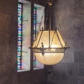 Auch Lampen hat Gaudi kreiert